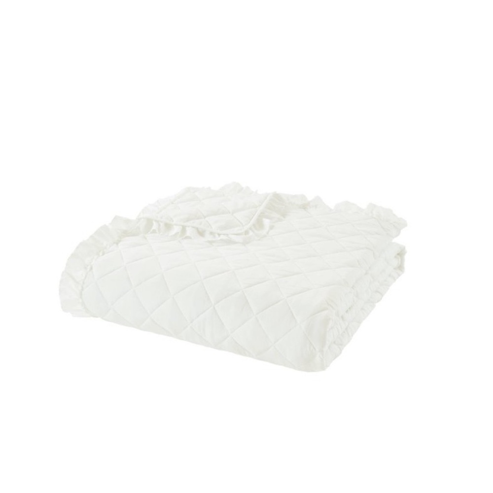 Armoire Collection Full/Queen Ruffle
Quilt White - Picture 2 of 6